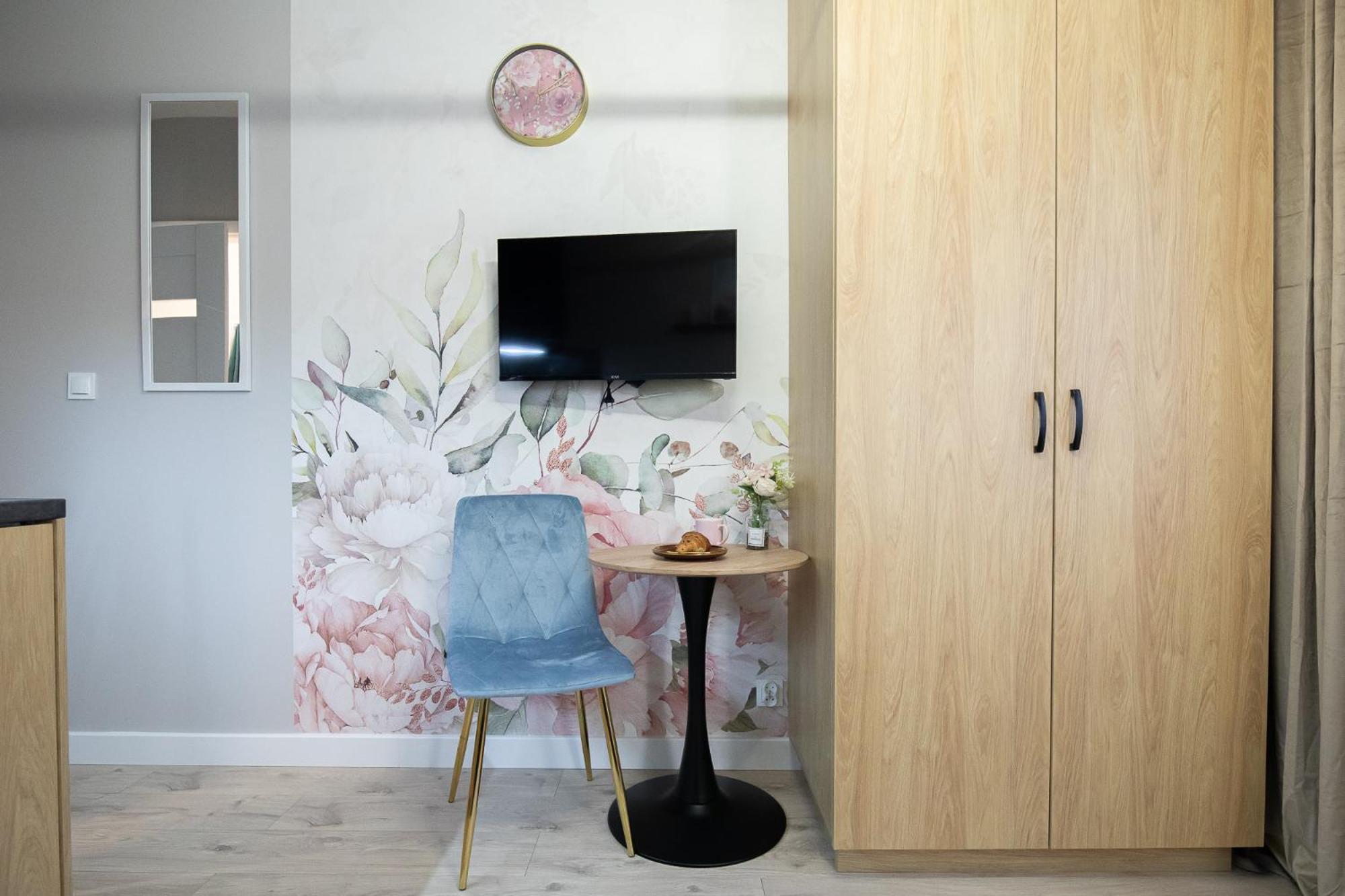 Ministudios Ursus Varşova Dış mekan fotoğraf